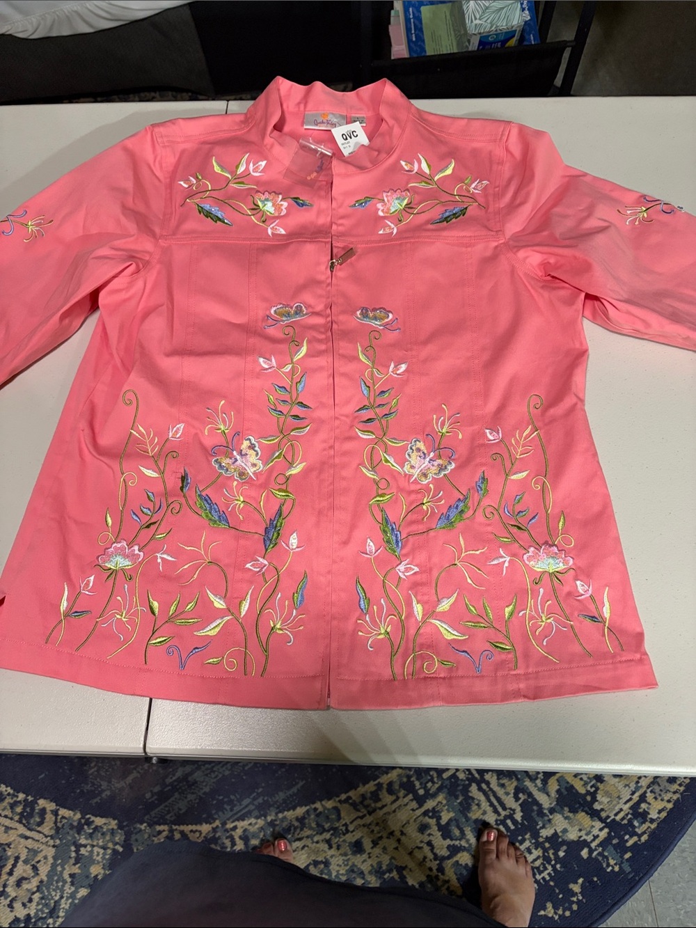 Quacker Factory Coral Pink Embroidered zippered shirt/jacket